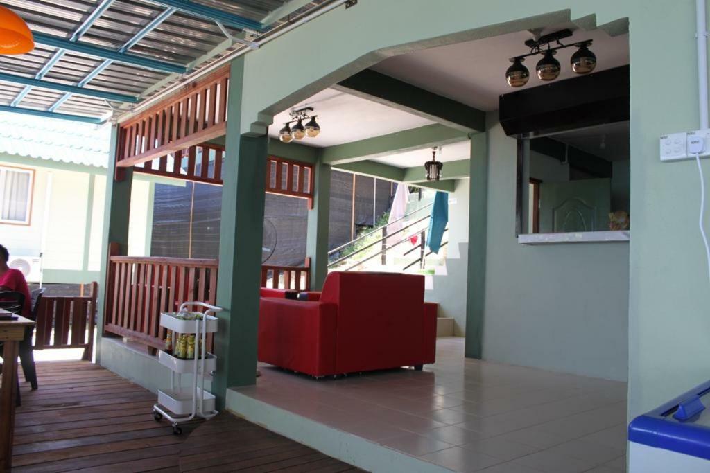 Perhentian Chomel Chalet Екстериор снимка